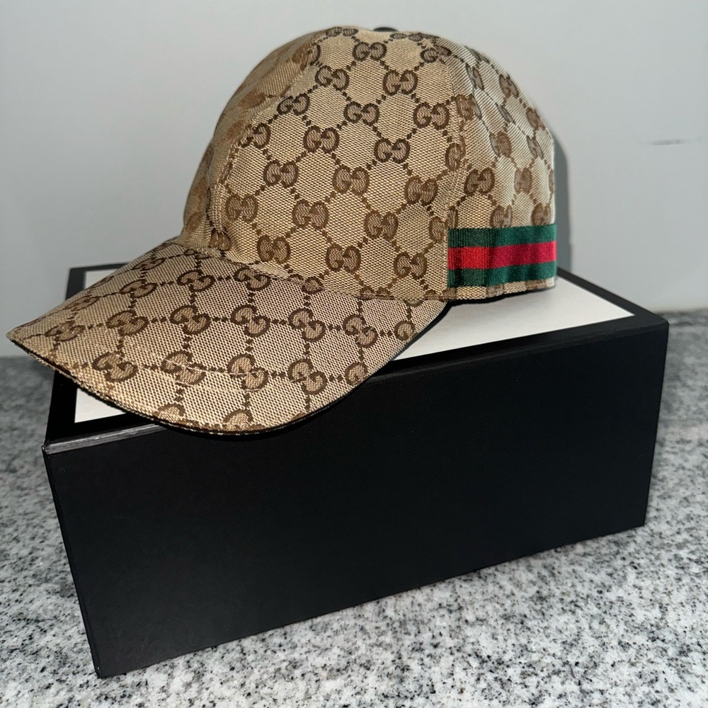 GUCCI ORIGINAL GG CANVAS BASEBALL HAT WITH WEB